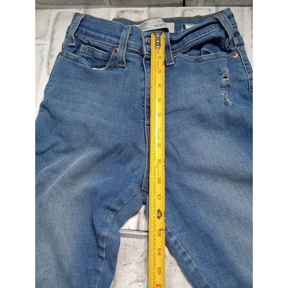 LEVI STRAUSS SIGNATURE Heritage High-Rise Distressed Straight Jeans - Picture 6 of 14